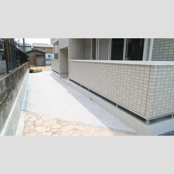 はぁ〜と六万寺のエントランス