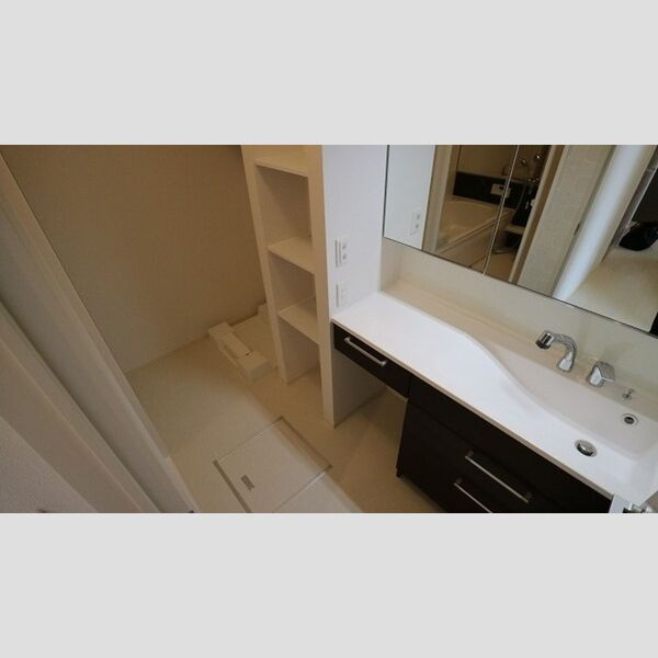 はぁ〜と六万寺の洗面所