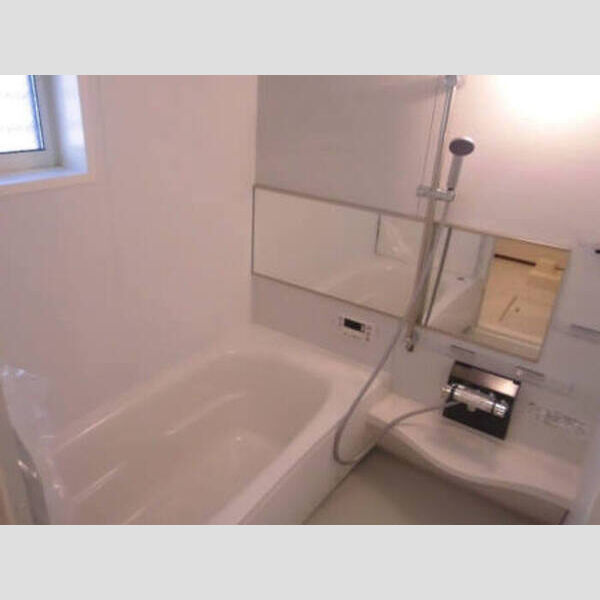 ヌカタコルンSの浴室