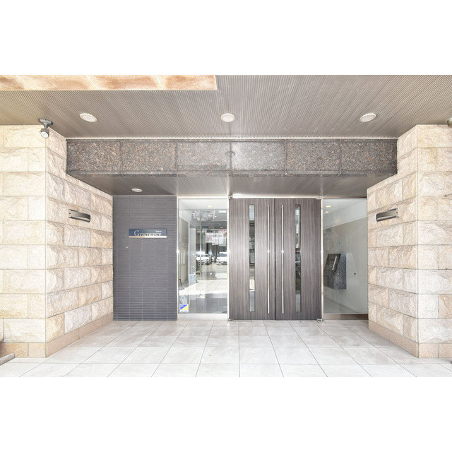 Gramercy Sakaeのエントランス