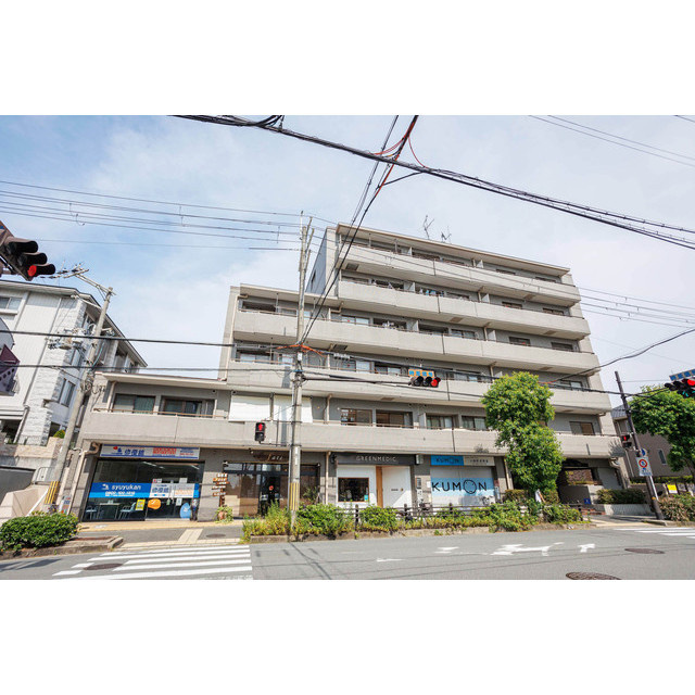 アローマ・グリーンヒルの外観