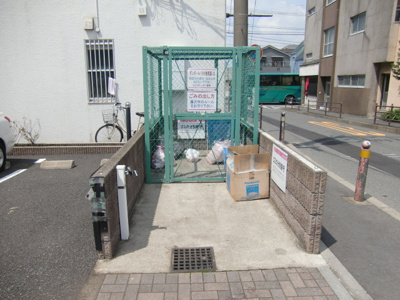 ゴミ置き場