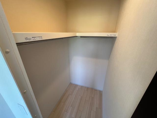 コーポレーヴ高松Ⅱの収納|ウォークインクローゼット