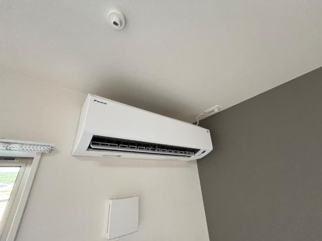 コーポレーヴ高松Ⅱの設備|エアコン