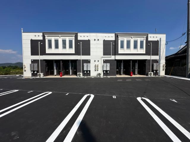 コーポレーヴ高松Ⅱの外観|外観写真（昼）