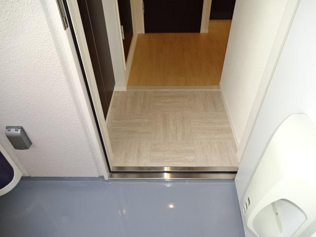 パルティールの玄関|玄関