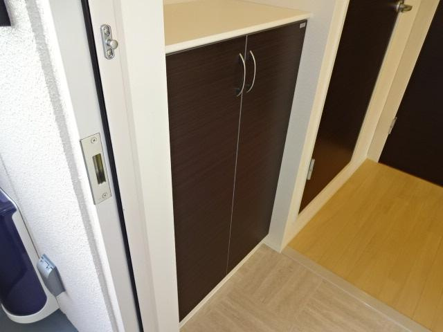 パルティールの収納|下駄箱