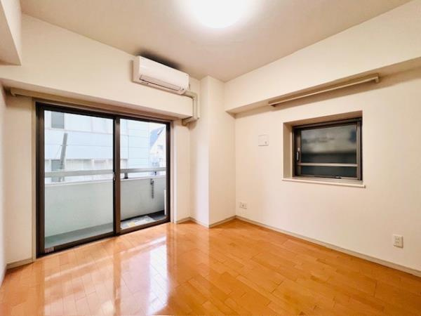 ＫＤＸレジデンス御徒町の居間・リビング