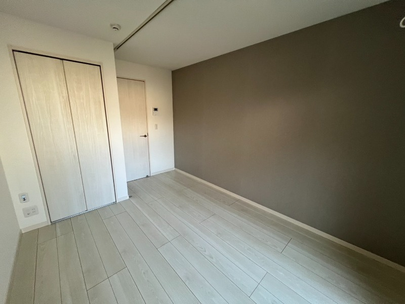 狭山市新狭山２丁目のアパートの居間・リビング