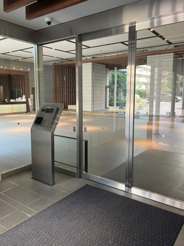 イーストゲートスクエア