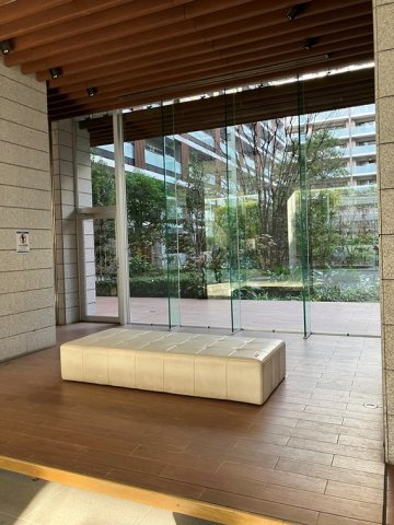 イーストゲートスクエアのロビー