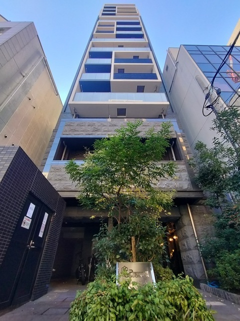 プレサンス心斎橋ニスト