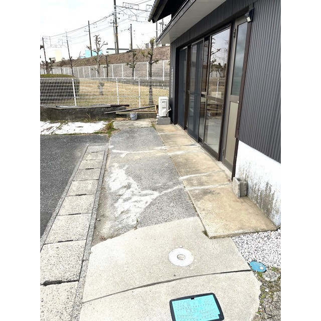 メディアＶ西の駐車場