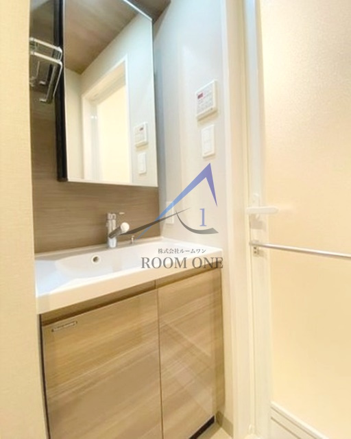 ベルグレード川崎AZ の洗面所|独立洗面台です。