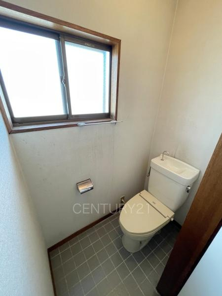 前橋市鶴が谷町中古住宅のトイレ|２階トイレです。