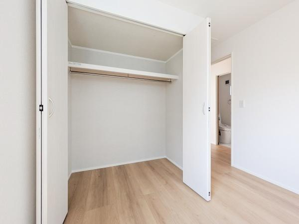 横浜市戸塚区矢部町の新築一戸建の収納|豊富な収納スペース。
収納が多いと、お部屋が広く使えます！