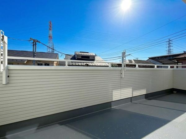 横浜市泉区中田西３丁目の新築一戸建のバルコニー|陽当り良好のバルコニー！
風通しもよく気持ちいいです