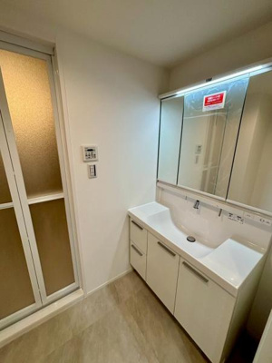 【独立洗面台】 | 【11日(土)・12日(日)室内見学可能】ライフピア草加2 | スッキリとしたおしゃれな洗面台です♪