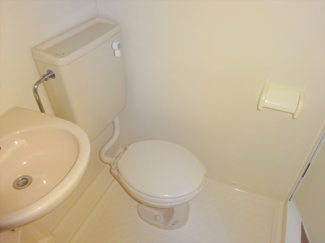 岩上ビルのトイレ