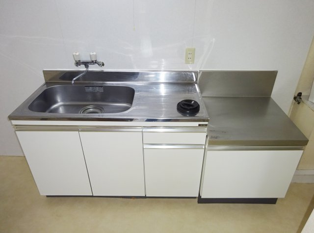 岩上ビルのキッチン