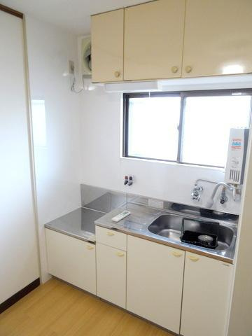 大阪市大正区三軒家西１丁目の賃貸マンションのキッチン