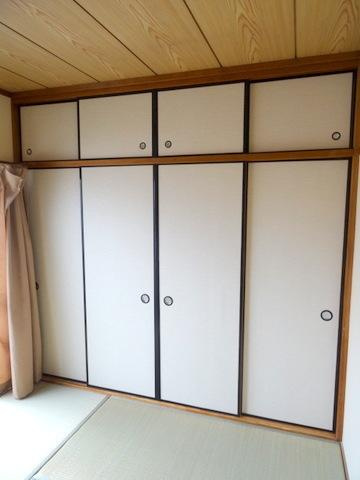 大阪市大正区三軒家西１丁目の賃貸マンションの収納