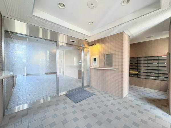藤和シティホームズ登戸のエントランス|広々エントランスロビーです！