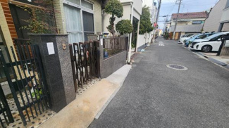 【前面道路含む現地写真】