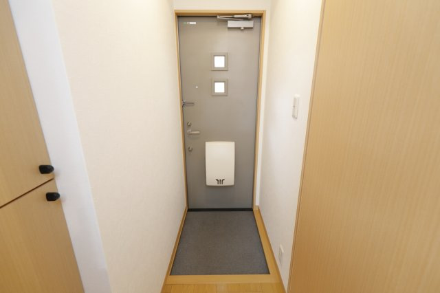 ユーザンコートⅡの玄関