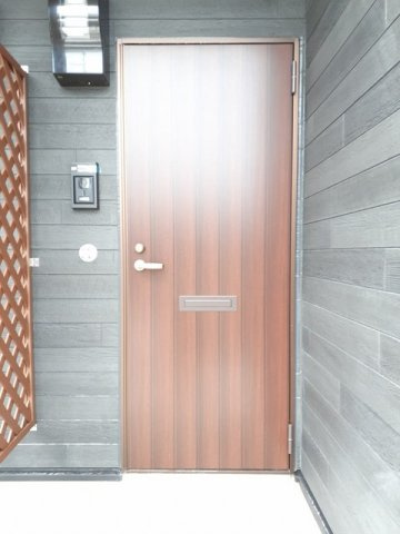 ベルセゾン・ルル　Ⅰの玄関