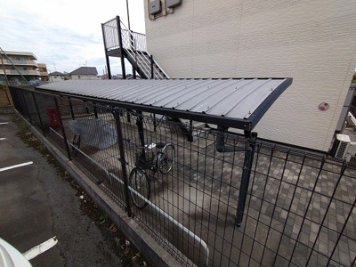 【その他】 | レオパレスエーゼⅢ | 駐輪場　原付＆自転車のみ駐輪可能