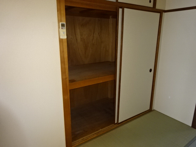 姫路市増位新町２丁目の賃貸マンションの収納