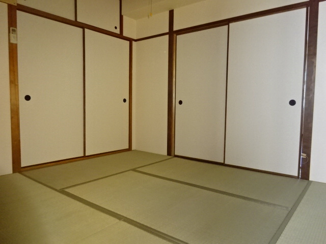 姫路市増位新町２丁目の賃貸マンションの居間・リビング
