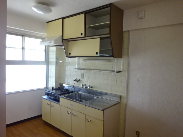 姫路市増位新町２丁目の賃貸マンションのキッチン