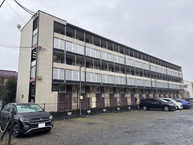 レオパレス山崎８５