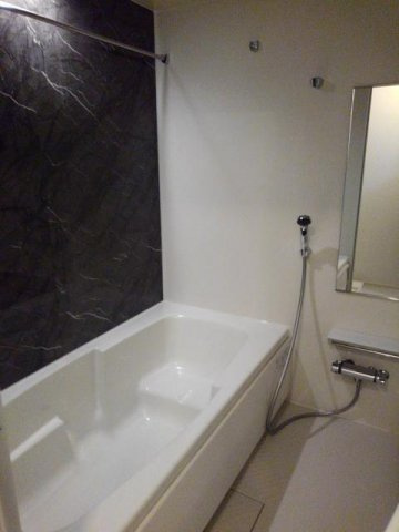 アミティエ　三本松　２号館の浴室