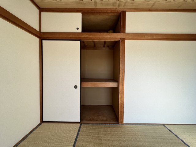 ハイツフォンテーヌの収納|別部屋参考写真