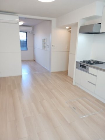 プリムローズ　日向の居間・リビング