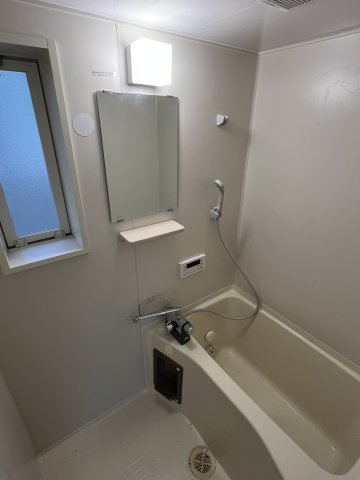 パレスマエカワB棟の浴室