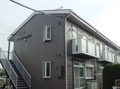 ファミール８８３