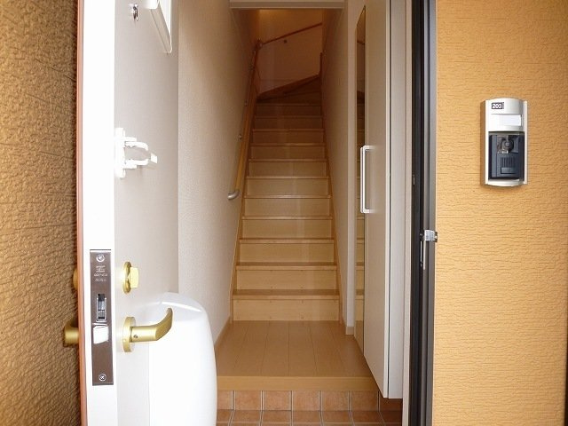 プロスペラ－レ・ウエストの玄関|玄関です