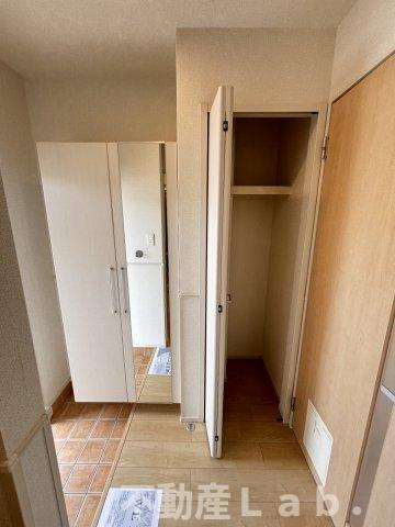 エミネンスヴィラⅠの玄関