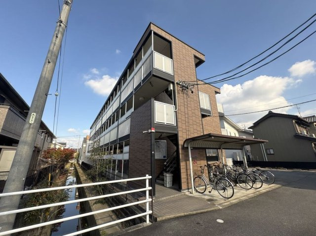 レオパレス鈴風の外観