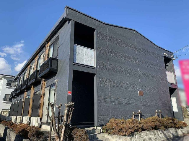 レオパレスエポック上地の外観|2022年8月に外壁塗装いたしました。