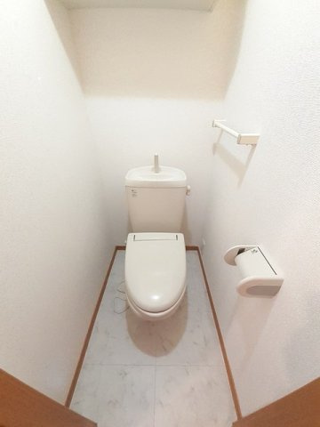 ＥｘｃｅｌＣｏｕｒｔ東小羽山Ｂのトイレ