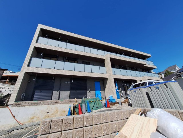 横浜市鶴見区馬場３丁目の賃貸マンションの外観