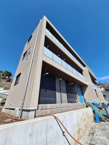 横浜市鶴見区馬場３丁目の賃貸マンションの外観