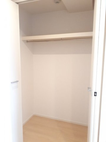 ルーカスいづろの収納