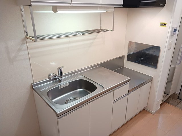 ラフレシールＡのキッチン