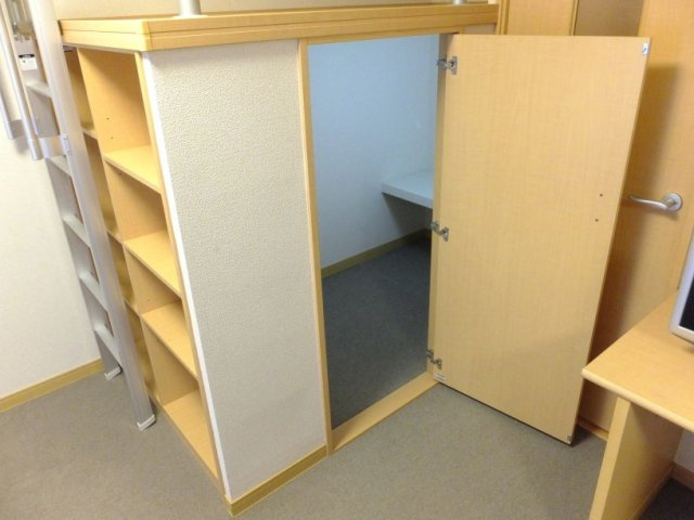 レオパレスサステナビリティの内装|ベッド下収納